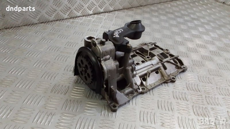 Маслена помпа BMW X3 F25 2.0D 2011г., снимка 1