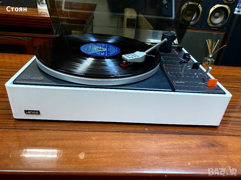 Vintage Classic грамофон Lenco , снимка 1