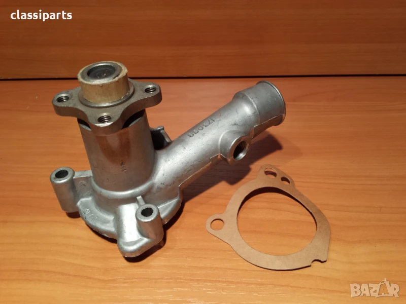 Водна помпа за Форд Ескорт и Капри двигатели 1.1 и 1.3 / FORD Escort II, Capri III, снимка 1