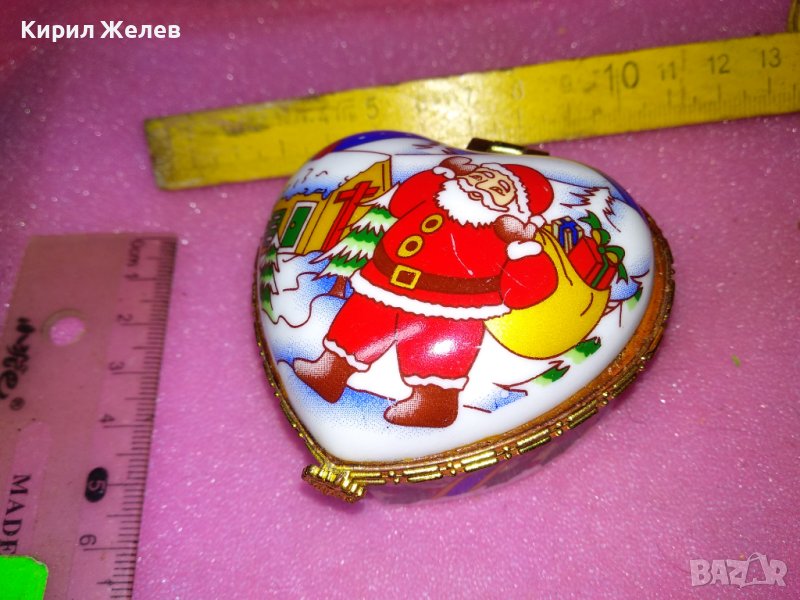 КРАСИВА ПОРЦЕЛАНОВА КУТИЙКА За БИЖУТА - СЪРЧИЦЕ с КОЛЕДНА ТЕМАТИКА ДЯДО КОЛЕДА на КАПАЧЕТО 42858, снимка 1