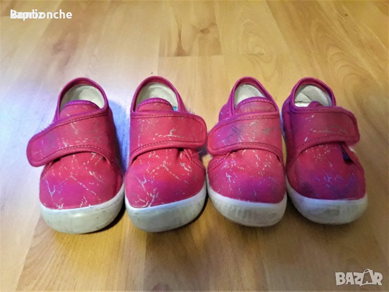 Детски пантофки 2 бр размер 24 и 23 , снимка 1