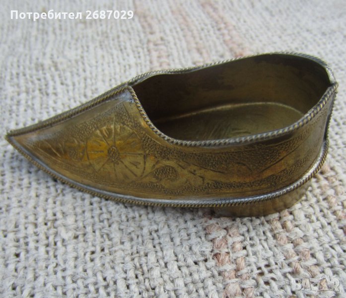 Месингова малка обувка, пантоф терлик антика, снимка 1