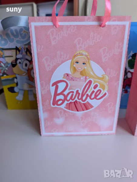 Картонени торбички за лакомства и подаръци Барби, снимка 1