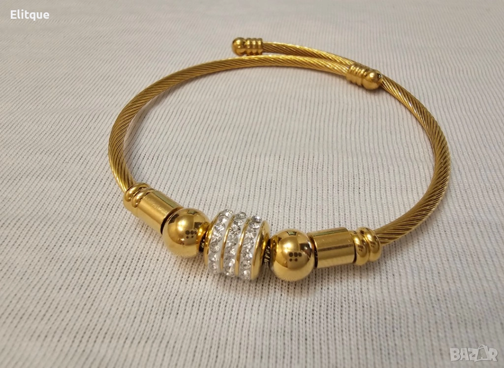 Нежен модел дамска твърда гривна от медицинска стомана с камъни цирконии, снимка 1