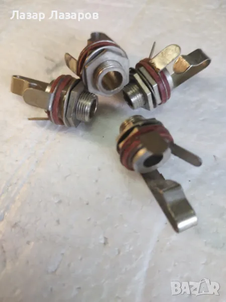 Продавам женски моно букси за китара, снимка 1