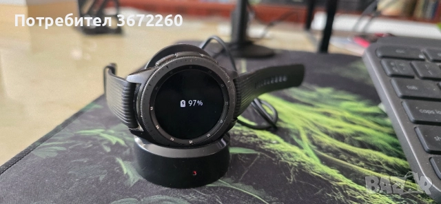 *ОТЛИЧЕН* Смарт Часовник Samsung Galaxy Watch (DC38, SM-R810) с докинг стейшън, снимка 3 - Мъжки - 52235449