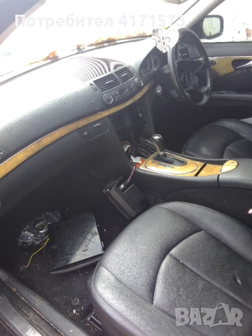 Мерцедес Бенц W211 , снимка 2 - Части - 52517293