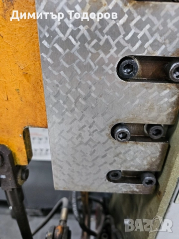 Хидравлична гилотина за ламарина, снимка 7 - Други машини и части - 52791218