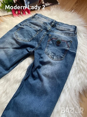 Накъсани дънки, снимка 4 - Дънки - 50919291