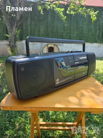 Продавам Grundig RR1900CD., снимка 2 - Радиокасетофони, транзистори - 55893547