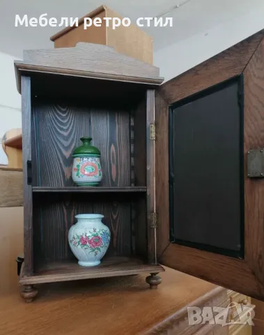 Винтидж помощно шкафче с огледало за стена. Интересен и различен от пълен масив. , снимка 5 - Антикварни и старинни предмети - 49358744