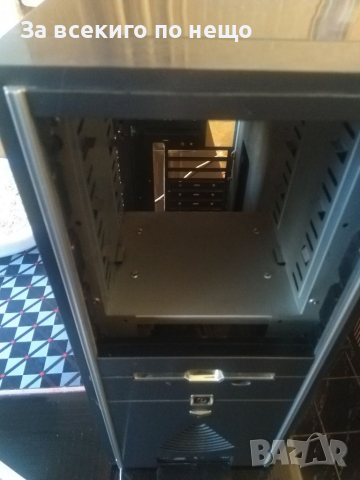 Кутия за компютър с два USB входа, снимка 2 - Захранвания и кутии - 36252031