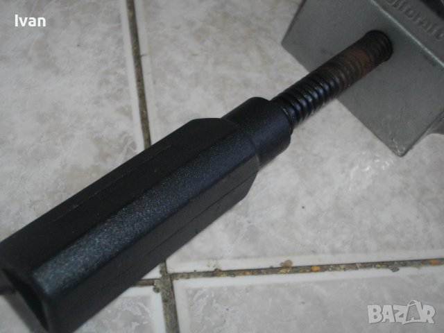 Ново Немско Машинно Менгеме За Стойка На Бормашина-Алуминиево-Отваря До 65 мм-WOLFCRAFT-ОТЛИЧНО, снимка 3 - Бормашини - 40175324