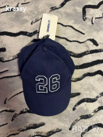 НОВА детска шапка с козирка и щампа LCWaikiki (размер 54)см.