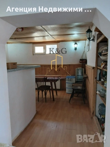 Двуетажна къща в с. Каменово , снимка 3 - Къщи - 53493225