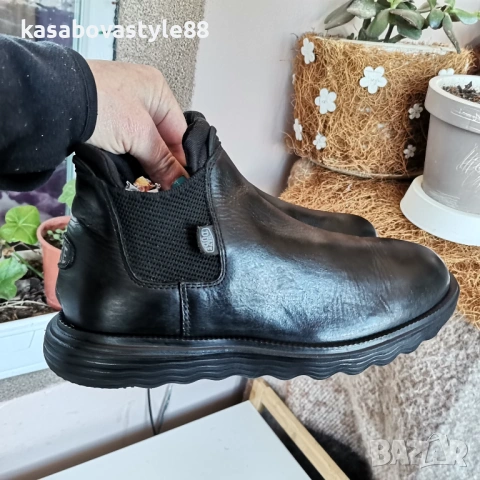 Дамски високи обувки Hey Dude 38н., снимка 11 - Други - 53649884