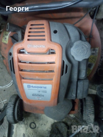 Продавам двигател Briggs and Stratton от косачка LB155S за ремонт или за части