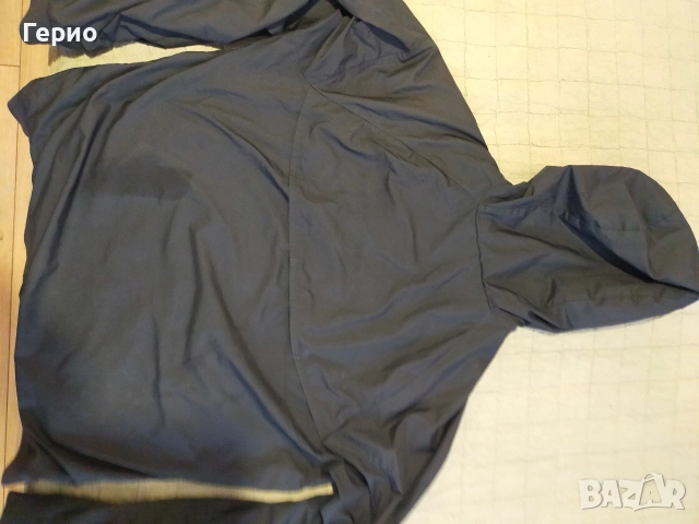 Влагоустойчив суитшърт Nike, снимка 4 - Спортни дрехи, екипи - 52866664