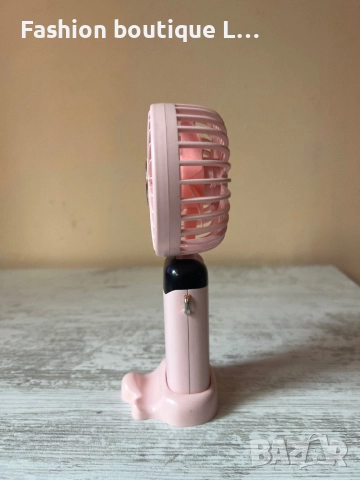 Розов вентилатор със стойка и различни степени зарежда се с USB type C и работи отлично 🩷, снимка 2 - Друга електроника - 52443040