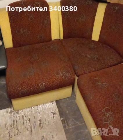 Ъглова Пейка Много Запазена , снимка 6 - Дивани и мека мебел - 52705400
