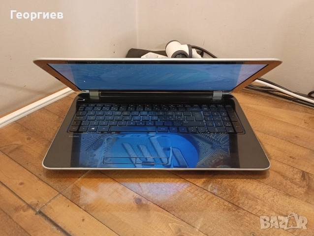 Лаптоп HP Pavilion 15-032sf / 15.6", снимка 4 - Лаптопи за дома - 52428868