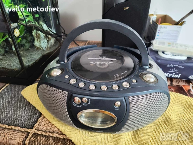 Hitachi MP3 CD Player 