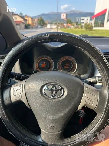 Продава се Toyota Auris 1.6 VVT-i, снимка 6 - Автомобили и джипове - 55966102