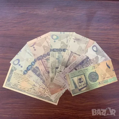 Лот 7 банкноти от Саудитска Арабия Реал с 24К златно покритие