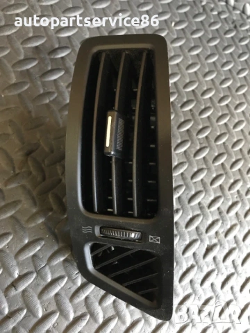 Лява въздушна клапа на арматурно табло за KIA Ceed 1.6 CRDi (2007–2012) 97480-1H000