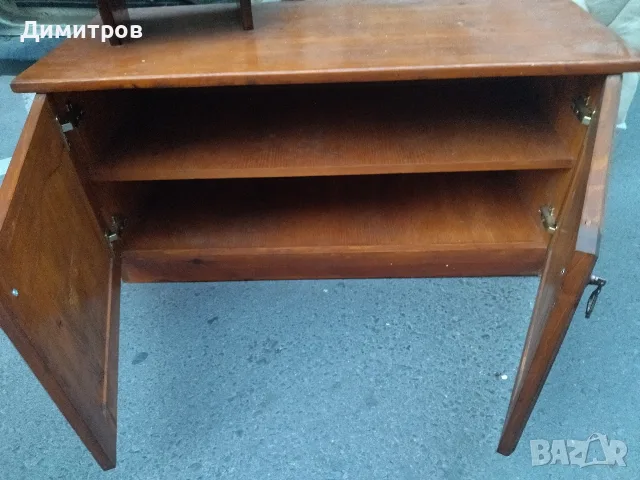 Дървено шкафче масив, снимка 3 - Шкафове - 55805532
