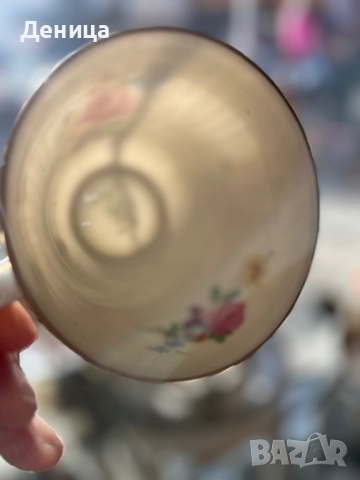 Hutschenreuther Dresden.  Всяка чаша е бижу⚜️ Нежна, прозирна, букети цъфтят върху бял порцелан. , снимка 9 - Чаши - 52952268