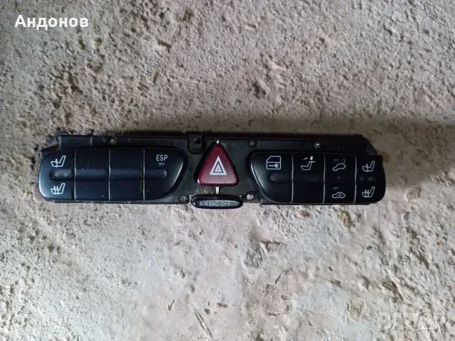 Бутони Mercedes C W203