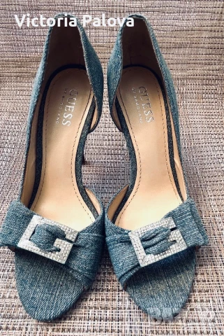 Отворени летни обувки GUESS BY MARCIANO оригинал, снимка 4 - Дамски обувки на ток - 50573530
