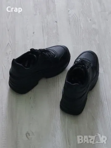 Чисто нови обувки на платформа, снимка 4 - Дамски ежедневни обувки - 49430571