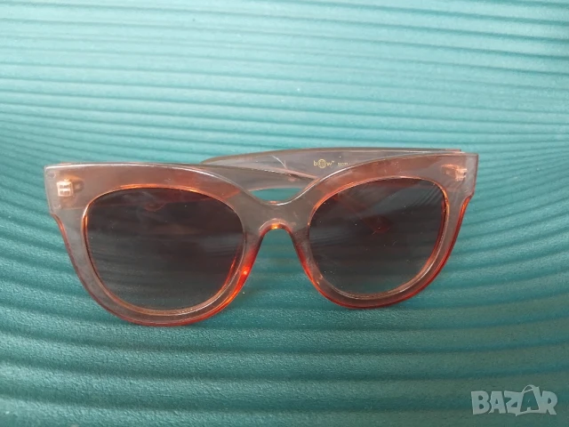 MNG (Mango) дамски слънчеви очила , снимка 2 - Слънчеви и диоптрични очила - 51250739