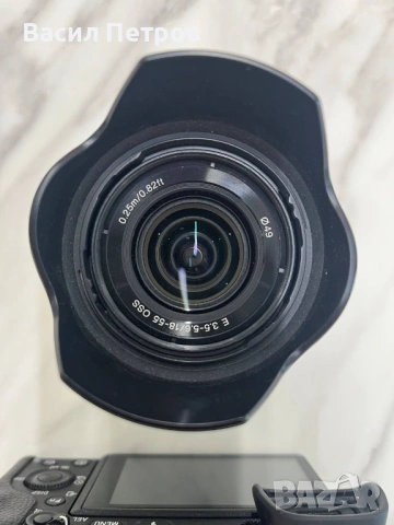 Sony A6300 + обективи и пълно оборудване, снимка 3 - Обективи и филтри - 53369308