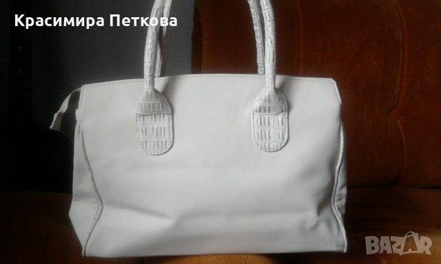 Нова елегантна дамска чанта, снимка 2 - Чанти - 34174042