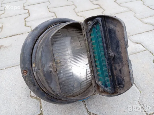 старинен военен брониран боен фар, снимка 2 - Антикварни и старинни предмети - 49003004
