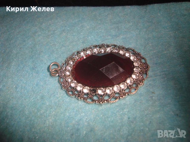 ПОСРЕБРЕН АРТ ДЕКО КРАСИВ КЛАСИЧЕСКИ МЕДАЛЬОН с ГОЛЯМ ФАСЕТИРАН БОХЕМСКИ КРИСТАЛ и ЦИРКОНИ 20202, снимка 11 - Колиета, медальони, синджири - 35666178