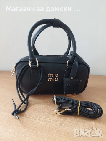 Дамска чанта Miu Miu лукс модел Код 6509, снимка 2 - Чанти - 52708708