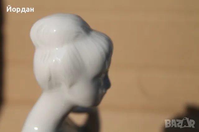 Стара порцеланова фигурка ''Royal Dux Bohemia'', снимка 8 - Антикварни и старинни предмети - 47777443