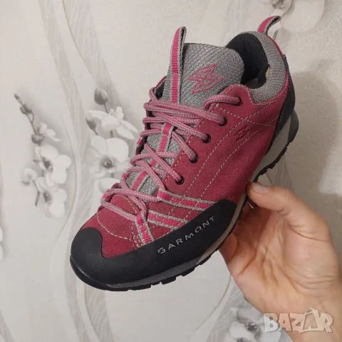 туристически обувки Garmont Sticky Boulder номер 38 , снимка 3 - Други - 36138799