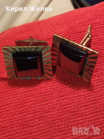 СТАРИ МЕСИНГОВИ БУТОНЕЛИ с ПОЗЛАТА и ПОЛИРАН ЧЕРЕН ОНИКС РЕТРО КОПЧЕТА за РЪКАВЕЛИ 44436, снимка 10 - Антикварни и старинни предмети - 46496456