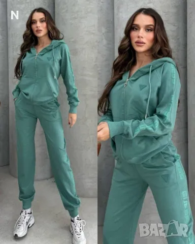 Продавам дамски спортен екип. 