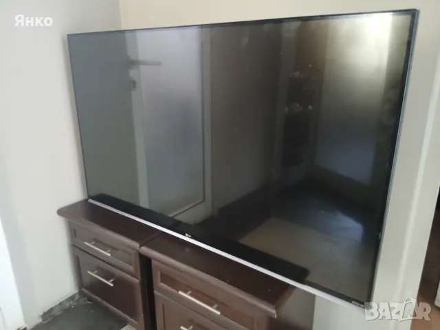 LG Екран: 49 инча (124 см) IPS дисплей с 4K Ultra HD резолюция (3840 x 2160)., снимка 2 - Телевизори - 55709355
