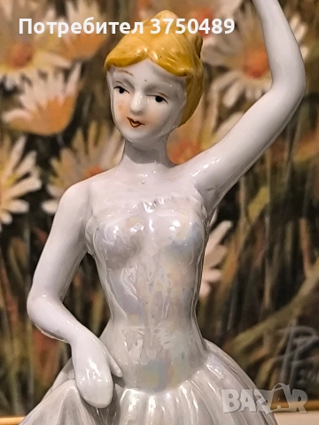 Фигурка на танцуващо момиче, снимка 5 - Колекции - 53488617