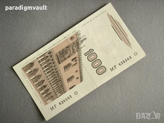 Банкнота - Италия - 1000 лири UNC | 1982г., снимка 2 - Нумизматика и бонистика - 50423102