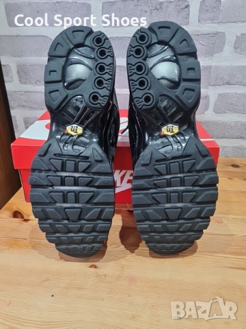 Nike TN AirMax Triple Black / Oригинална Кутия, снимка 5 - Спортни обувки - 44667469