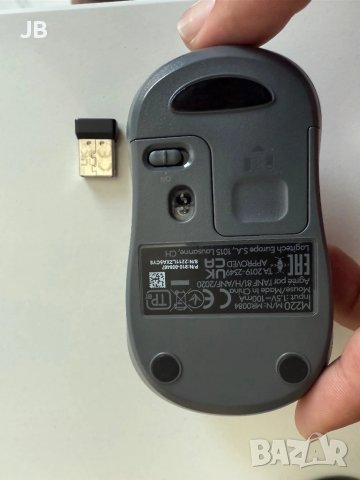 Мишка logi  безжична USB, снимка 2 - Клавиатури и мишки - 50908921