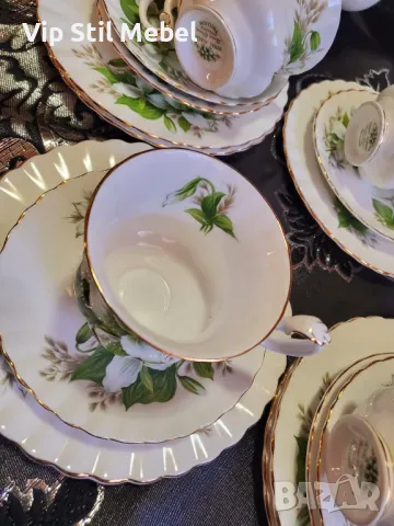 Сервиз за кафе Royal Albert Trillium , снимка 11 - Сервизи - 48295527